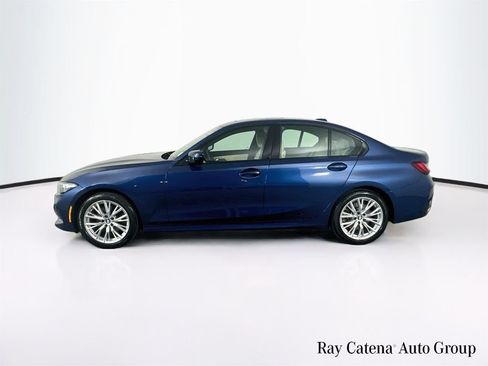 Used 2023 BMW 330i xDrive Sedan w/ Premium Package AWD/4WD image 4