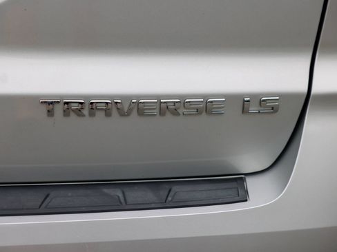 Used 2016 Chevrolet Traverse LS FWD image 32