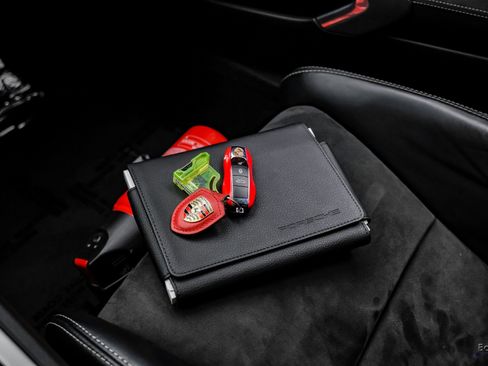 Used 2015 Porsche 911 GT3 image 89