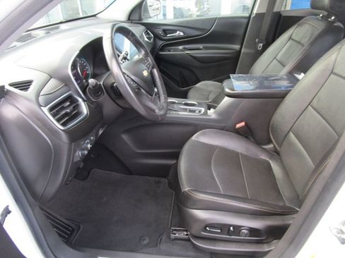Used 2021 Chevrolet Equinox Premier FWD image 17