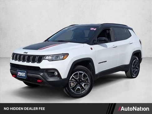 Used 2024 Jeep Compass Trailhawk AWD/4WD image 1