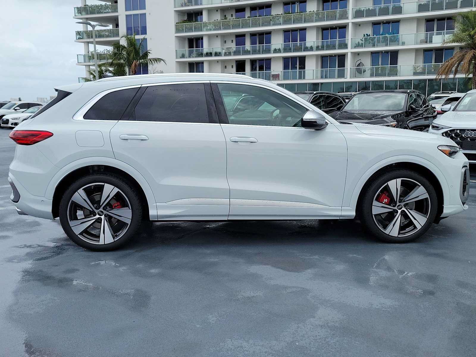 New 2026 Audi SQ5 Premium Plus AWD/4WD image 7