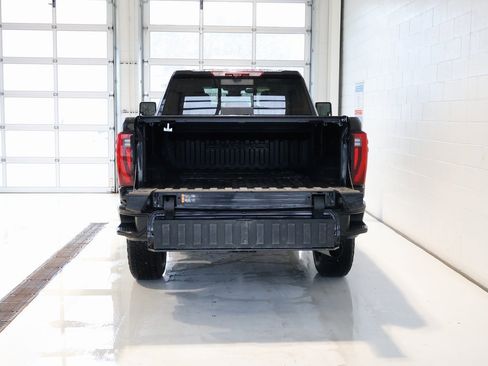 Certified 2024 GMC Sierra 3500 Denali Ultimate image 36