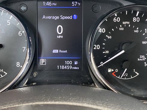 Used 2020 Nissan Rogue SV image 5