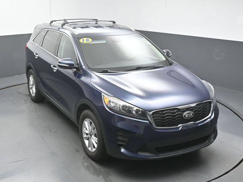 Used 2019 Kia Sorento FWD w/ LX Convenience Package image 41