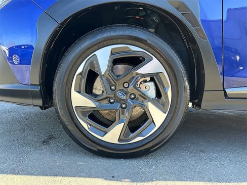 Certified 2025 Subaru Crosstrek 2.5i Limited w/ Crosstrek Mirror Package image 8