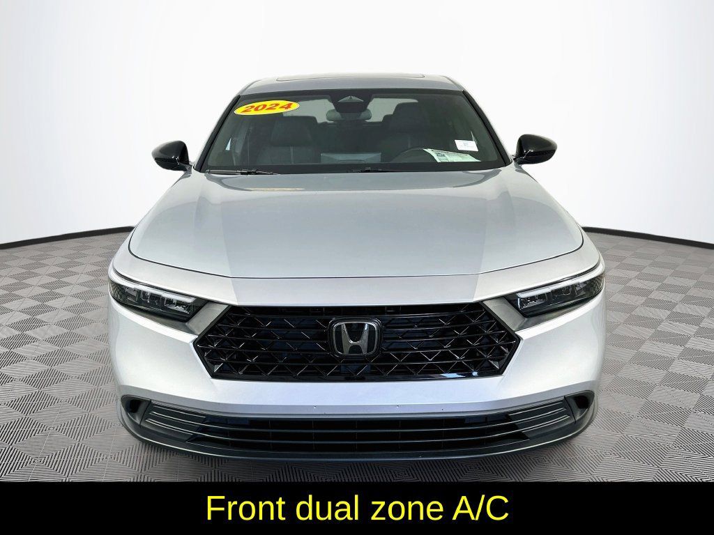 Used 2024 Honda Accord Sport image 4