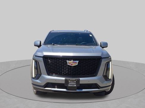Used 2025 Cadillac Escalade Sport w/ Touring Package AWD/4WD image 4