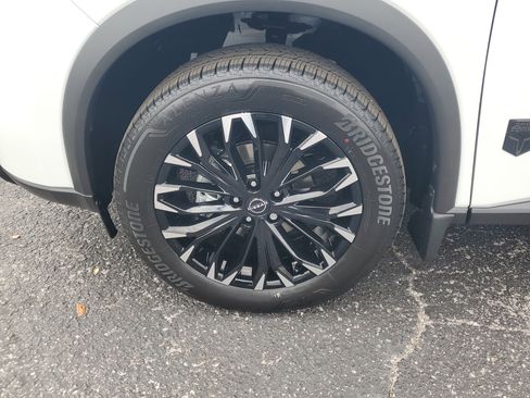 New 2026 Nissan Rogue SV image 4