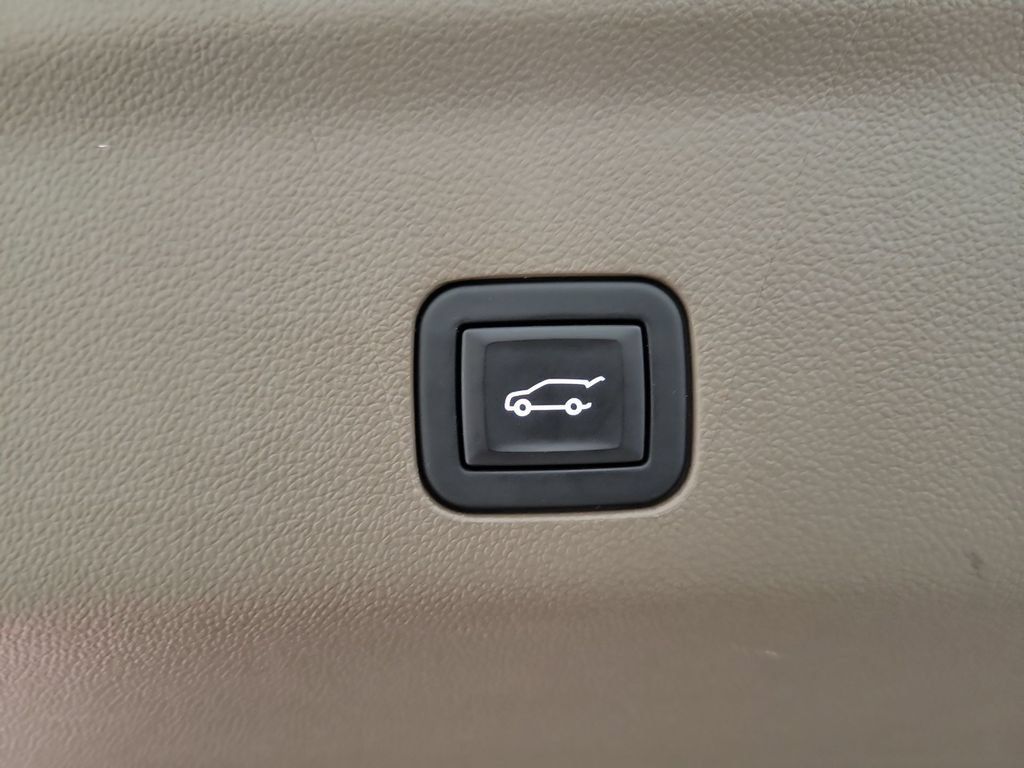 Certified 2024 GMC Yukon Denali w/ Denali Reserve Package AWD/4WD image 26