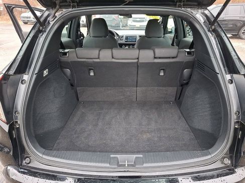 Used 2019 Honda HR-V Sport image 28