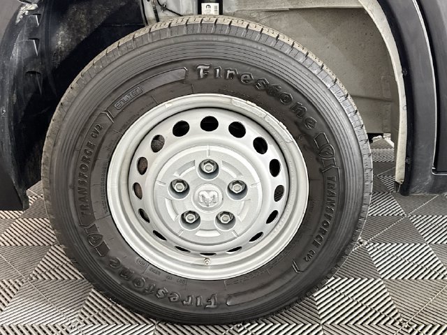 Used 2025 RAM ProMaster 2500 w/ Safety Group FWD image 35