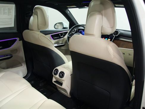 Certified 2026 Mercedes-Benz GLC 300 4MATIC image 24