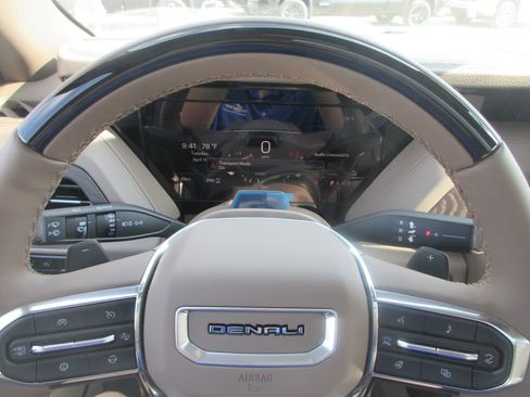 New 2026 GMC Yukon XL Denali w/ Denali Reserve Package image 18