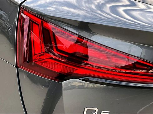 Certified 2022 Audi Q5 2.0T Prestige w/ Prestige Package image 31