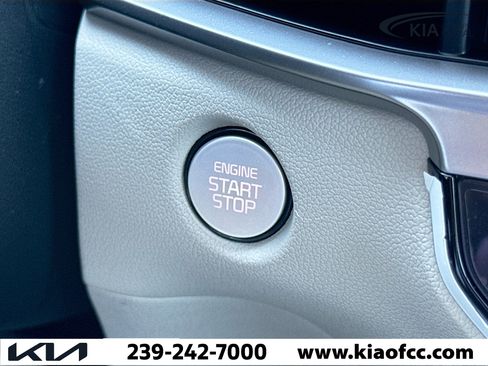 New 2026 Kia Sorento S FWD image 32
