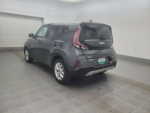Used 2025 Kia Soul LX image 5