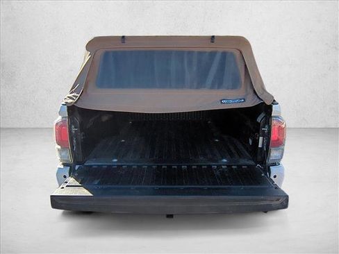 Used 2022 Toyota Tacoma TRD Off-Road image 6