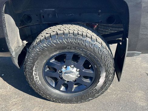 Used 2015 Chevrolet Silverado 2500 LT w/ Z71 Package, Off-Road image 32