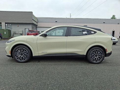 New 2025 Ford Mustang Mach-E Premium image 4