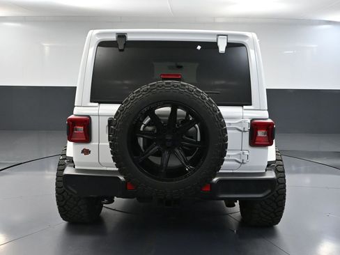 Used 2021 Jeep Wrangler Unlimited Sahara AWD/4WD image 7