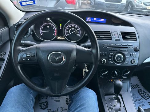 Used 2013 MAZDA MAZDA3 i SV FWD image 9