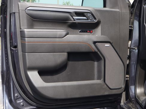 Used 2024 GMC Sierra 1500 AT4 w/ Technology Package AWD/4WD image 22
