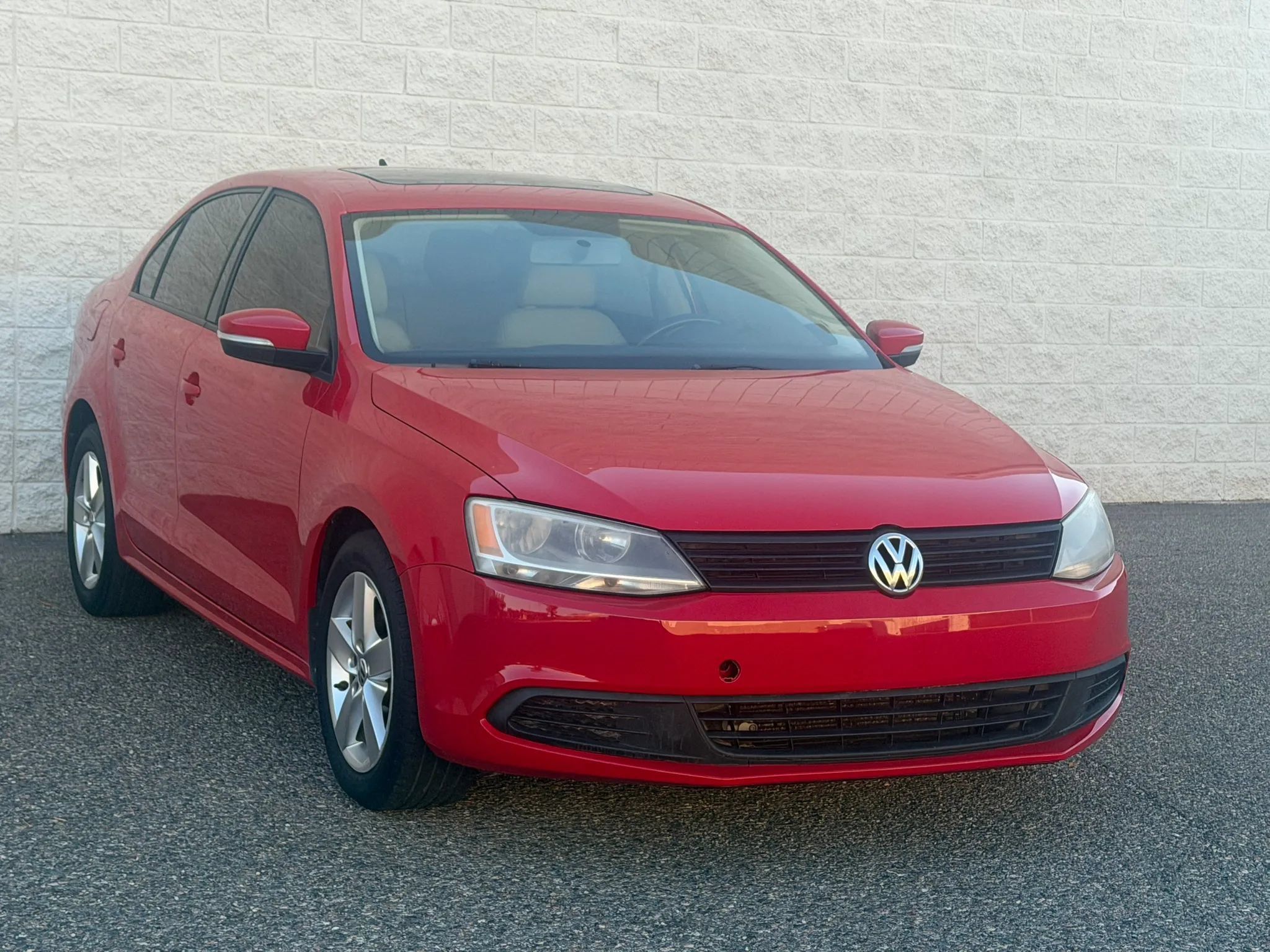 Used 2012 Volkswagen Jetta TDI FWD image 3