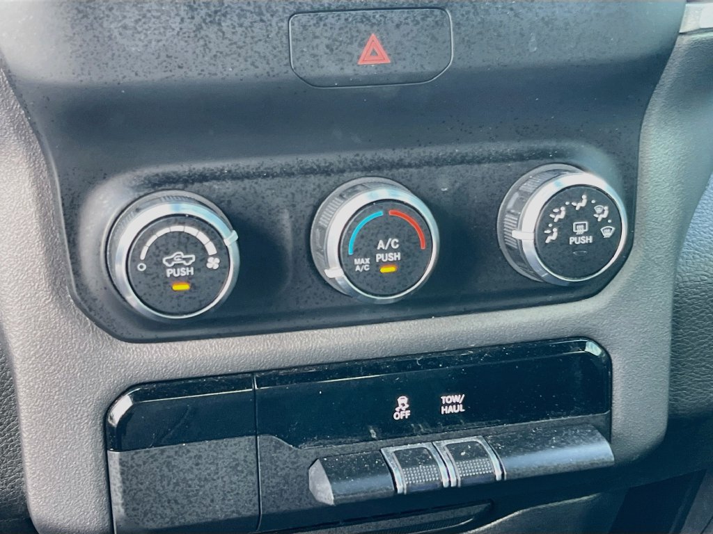 Used 2022 RAM 1500 Big Horn RWD image 15