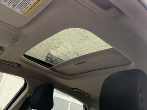 Used 2020 Ford Fusion SE image 7