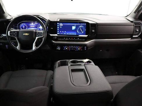 Used 2022 Chevrolet Silverado 1500 LT RWD image 33