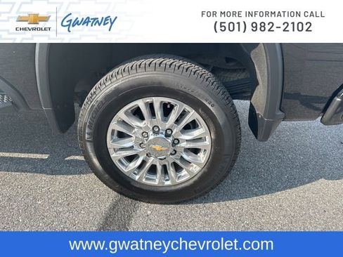 Used 2022 Chevrolet Silverado 2500 High Country image 10