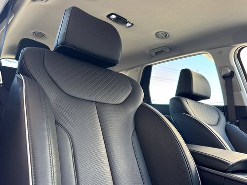 Used 2024 Hyundai Palisade SEL FWD image 19