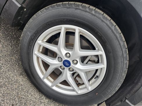 Used 2022 Ford Edge SEL w/ Convenience Package image 32