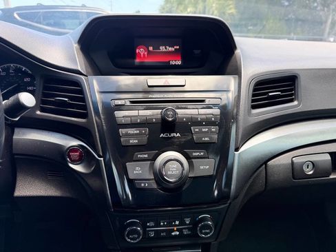 Used 2014 Acura ILX FWD image 11
