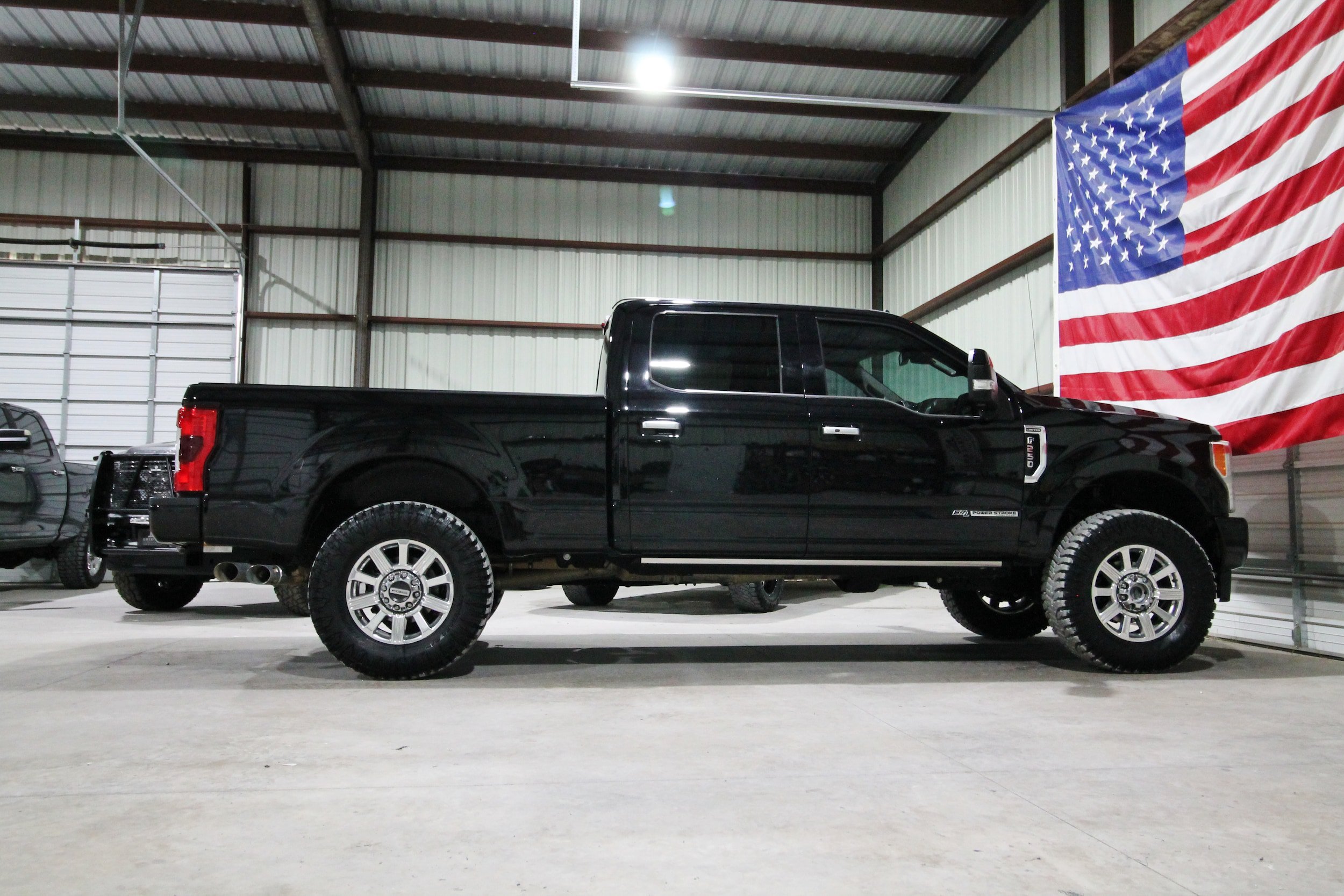 Used 2019 Ford F250 Limited AWD/4WD image 14