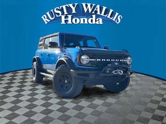 Used 2021 Ford Bronco Wildtrak video 1