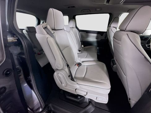 Used 2023 Honda Odyssey Elite image 26