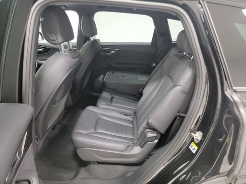 Used 2023 Audi Q7 2.0T Premium Plus w/ Premium Plus Package AWD/4WD image 25