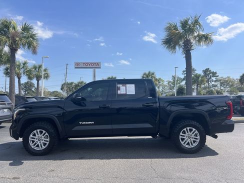 Used 2024 Toyota Tundra SR5 w/ SR5 Convenience Package AWD/4WD image 7