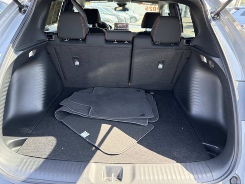 Used 2025 Honda HR-V Sport image 5
