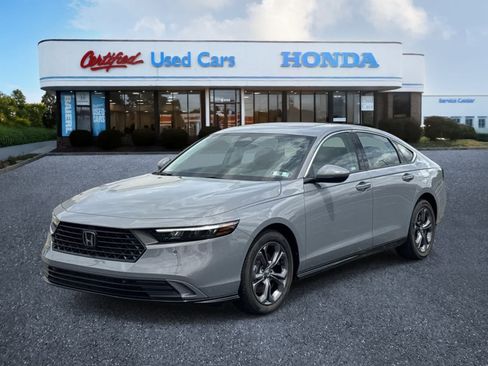 Used 2025 Honda Accord EX-L image 1