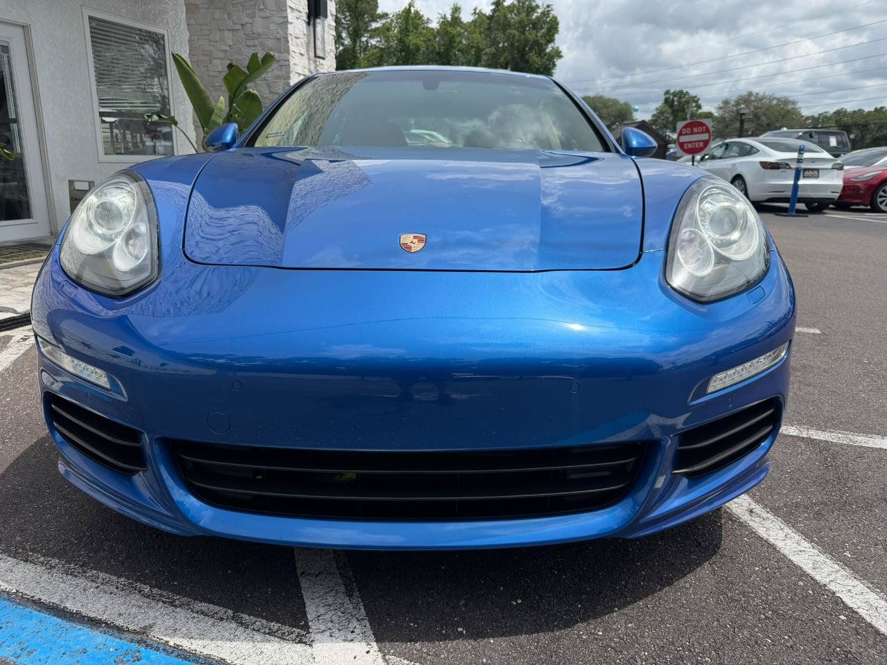Used 2015 Porsche Panamera 4 AWD/4WD image 4
