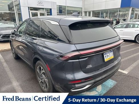 Used 2024 Lincoln Nautilus Premier w/ Equipment Group 102A image 4