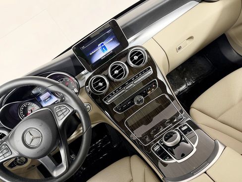 Used 2018 Mercedes-Benz C 300 4MATIC Sedan image 62