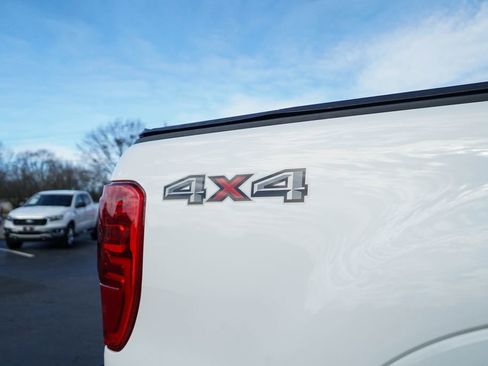 Used 2019 Ford Ranger XLT w/ Equipment Group 301A Mid image 12