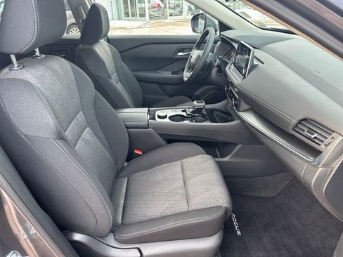 Used 2026 Nissan Rogue SV w/ Cold Weather Package image 25