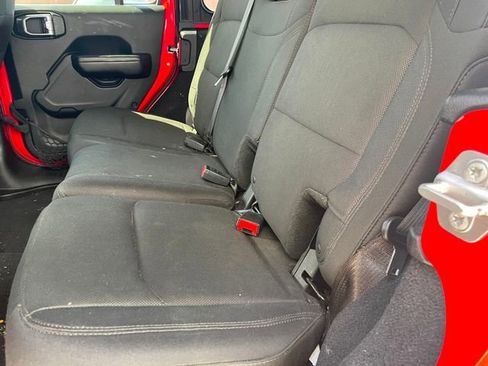 Used 2018 Jeep Wrangler Unlimited Sport S image 5