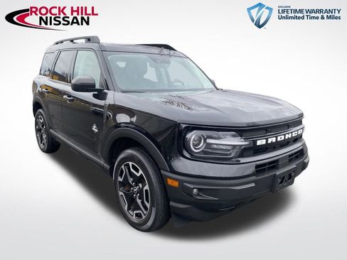 Used 2023 Ford Bronco Sport Outer Banks w/ Tech Package image 1