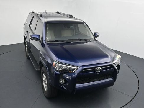 Used 2020 Toyota 4Runner SR5 Premium w/ Moonroof Package AWD/4WD image 10